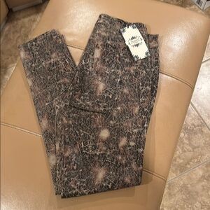 BNWT TEMPO PARIS SKINNY PANTS